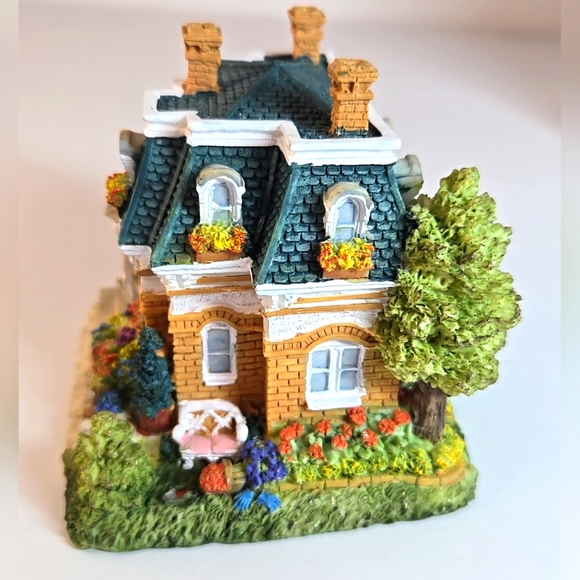 Vintage Miniature 'Rosie's Flower Shop & The Oldest Tree'  1999 Oldest Tree - Picture 15 of 16